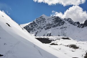 Read more about the article Gulmarg Tour