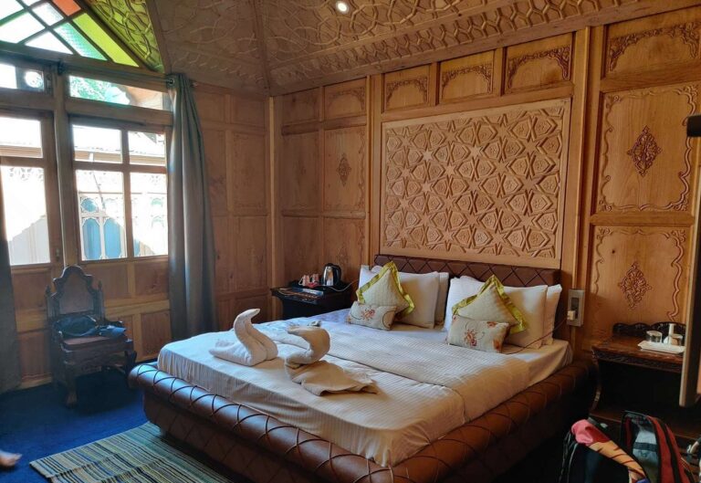 queen-size-bed-single